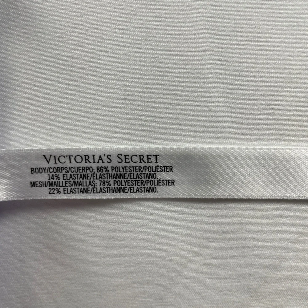 Victoria's Secret VSX Sport Incredible Front-Close Sports Bra Purple 38D NEW
